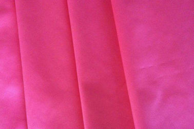 China Tela de satén por la yarda, tela rosada del poliéster 100 de la guarnición del satén elástico proveedor
