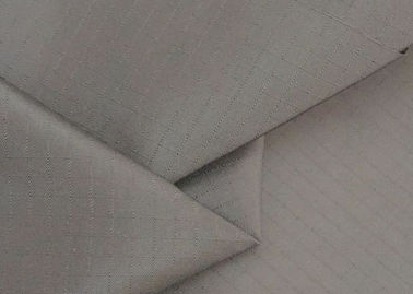 China La superficie lisa modeló la tela del tafetán, tejido de poliester 300T por la yarda proveedor